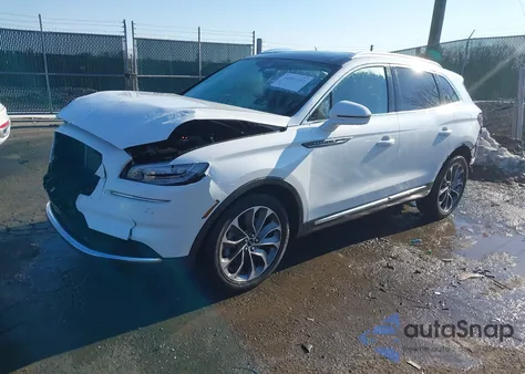 2022 Lincoln Nautilus Reserve z USA, uszkodzony, nr VIN 2LMPJ8K98NBL23191